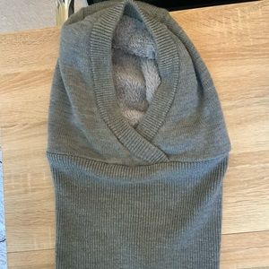 NEW Lululemon head warmer hood